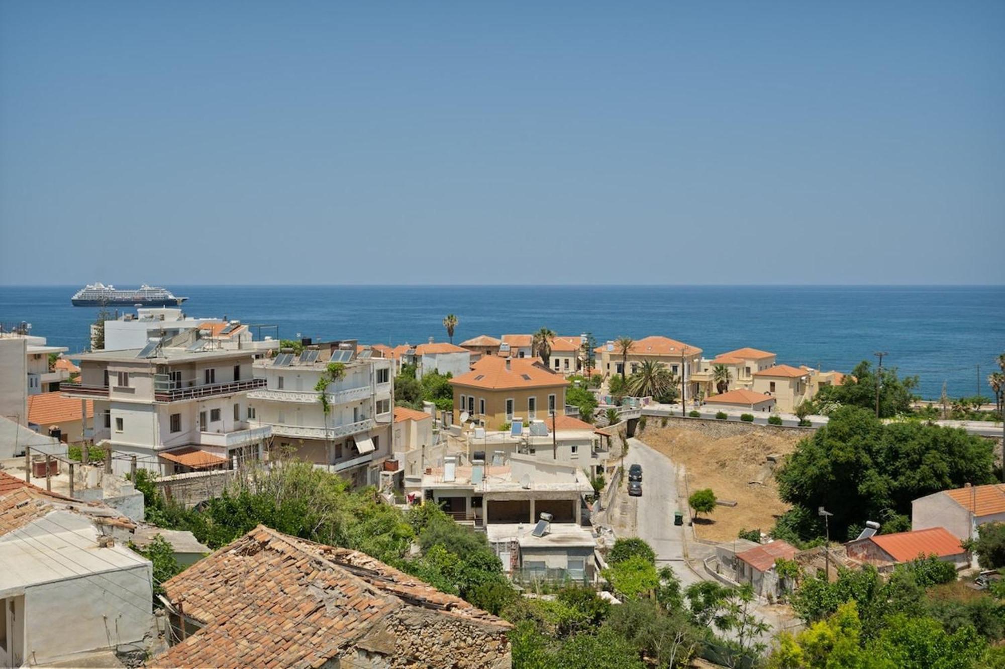 Sea City And Mountain View Apartment Chania  Eksteriør billede